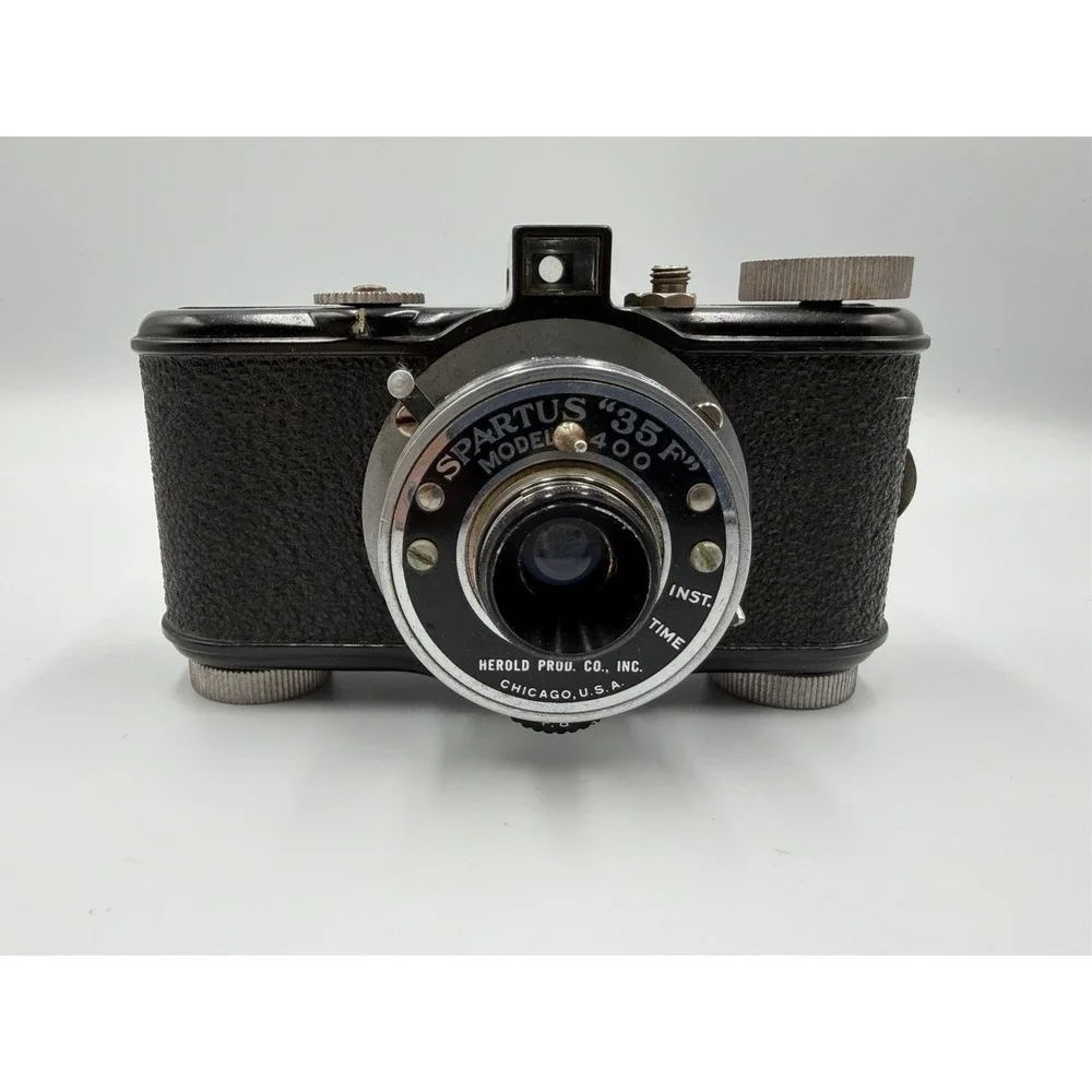 Vintage Spartus Model 400 35F Camera Made in USA Untested